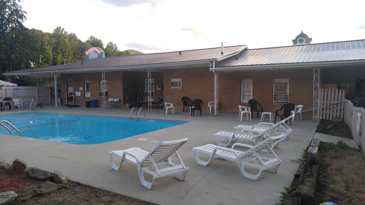 Rosewood Inn Bryson City Εξωτερικό φωτογραφία